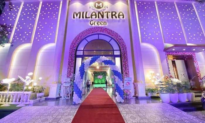 Milantra Green Banquet