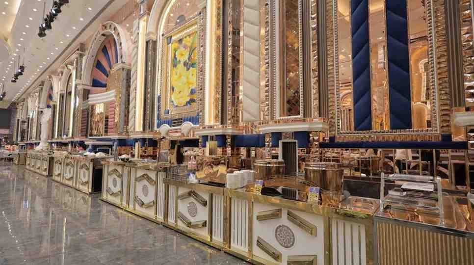 The Roman Palace Banquet